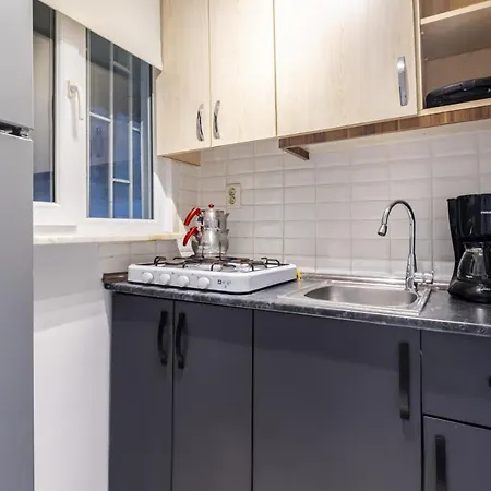 Central Flat Close To Shopping Malls In Sisli Istanbul